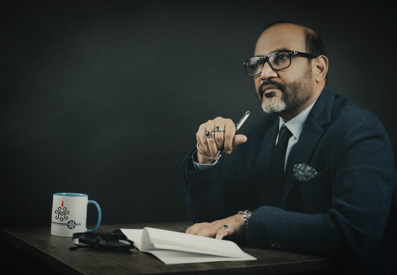 Hindi-Chini Bhai-Bhai by Manoj Jain